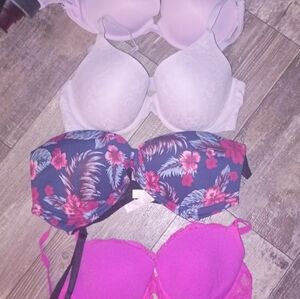 Victoria Secret Bras Floral and Pink Women's Intimates Set